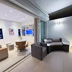 Apartmán Serenity By The Ocean Penthouse By Becherish *