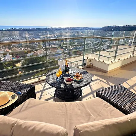 Appartement Serenity By The Ocean Penthouse By Becherish *